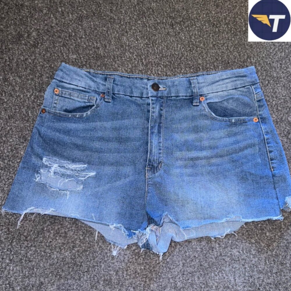 Womens Ripped Jean Shorts (17)